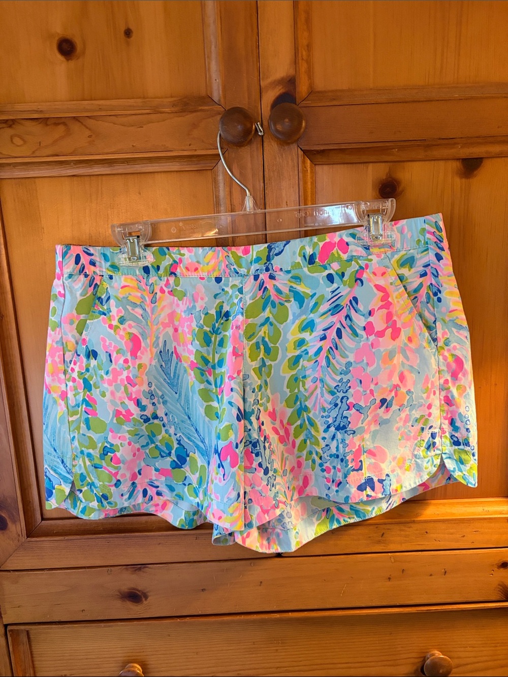 Lilly Pulitzer Ocean View Shorts in Catch the Wave Multi Color